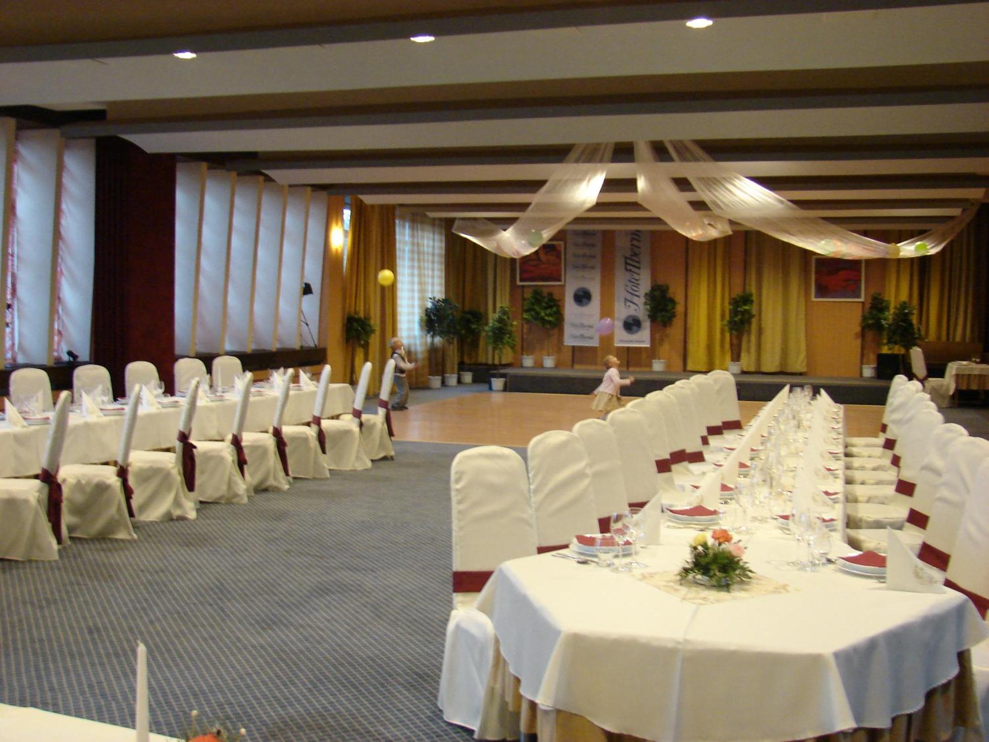 Hotel Therma Dunajská Streda Esterno foto