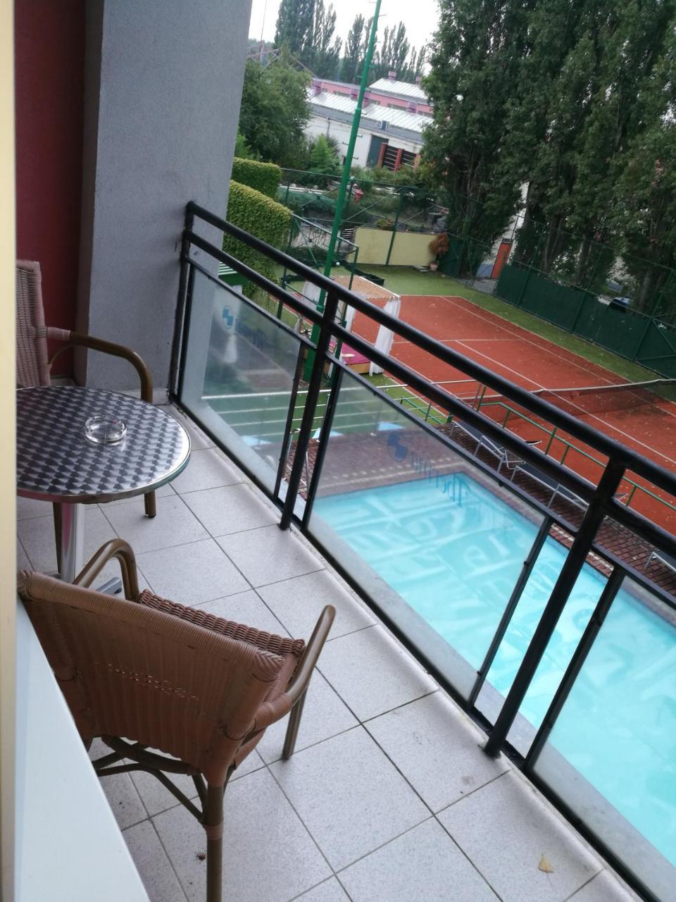 Hotel Therma Dunajská Streda Esterno foto