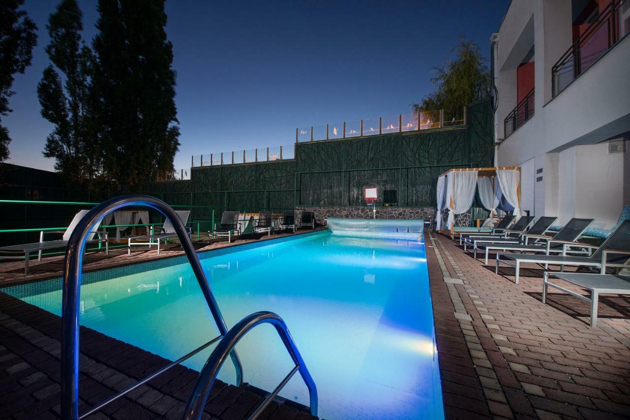 Hotel Therma Dunajská Streda Esterno foto