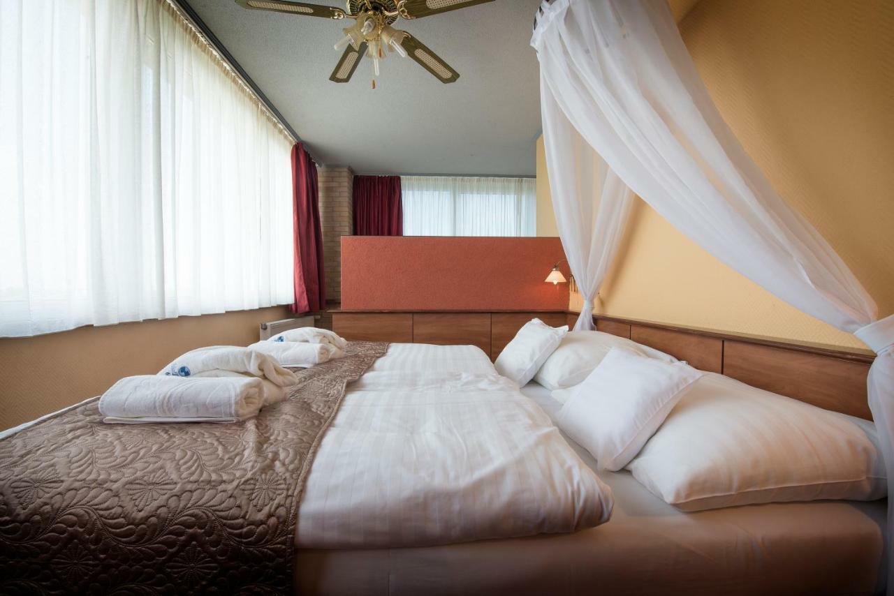 Hotel Therma Dunajská Streda Esterno foto