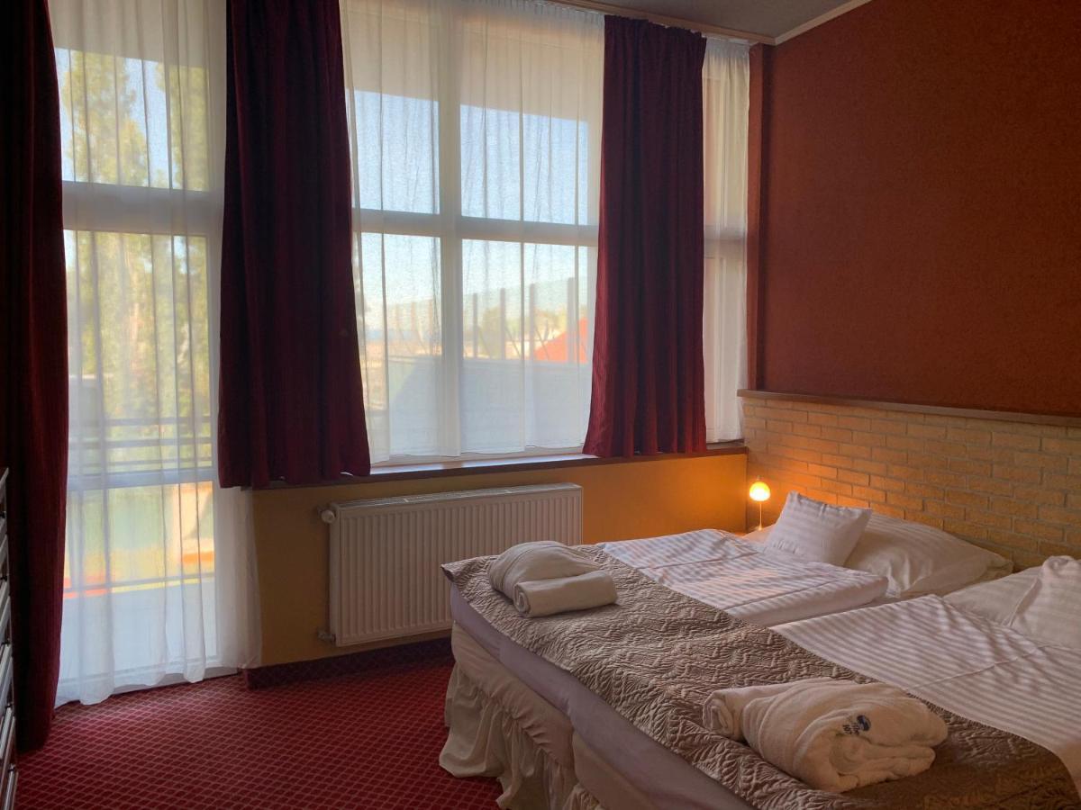 Hotel Therma Dunajská Streda Esterno foto